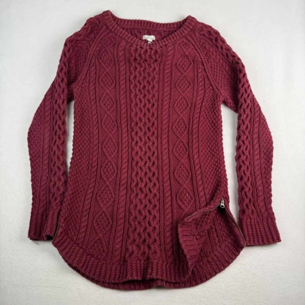 L.L Bean Signature Womens Cable Knit Sweater Burgundy Crew Neck Small‎